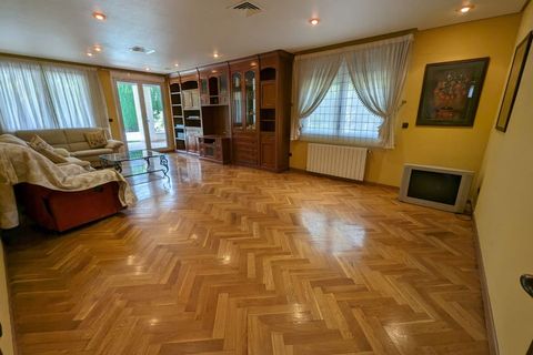 Villa i Elda, Alicante, Elda - € 475.000 | Ref: GI8619 - foto 46